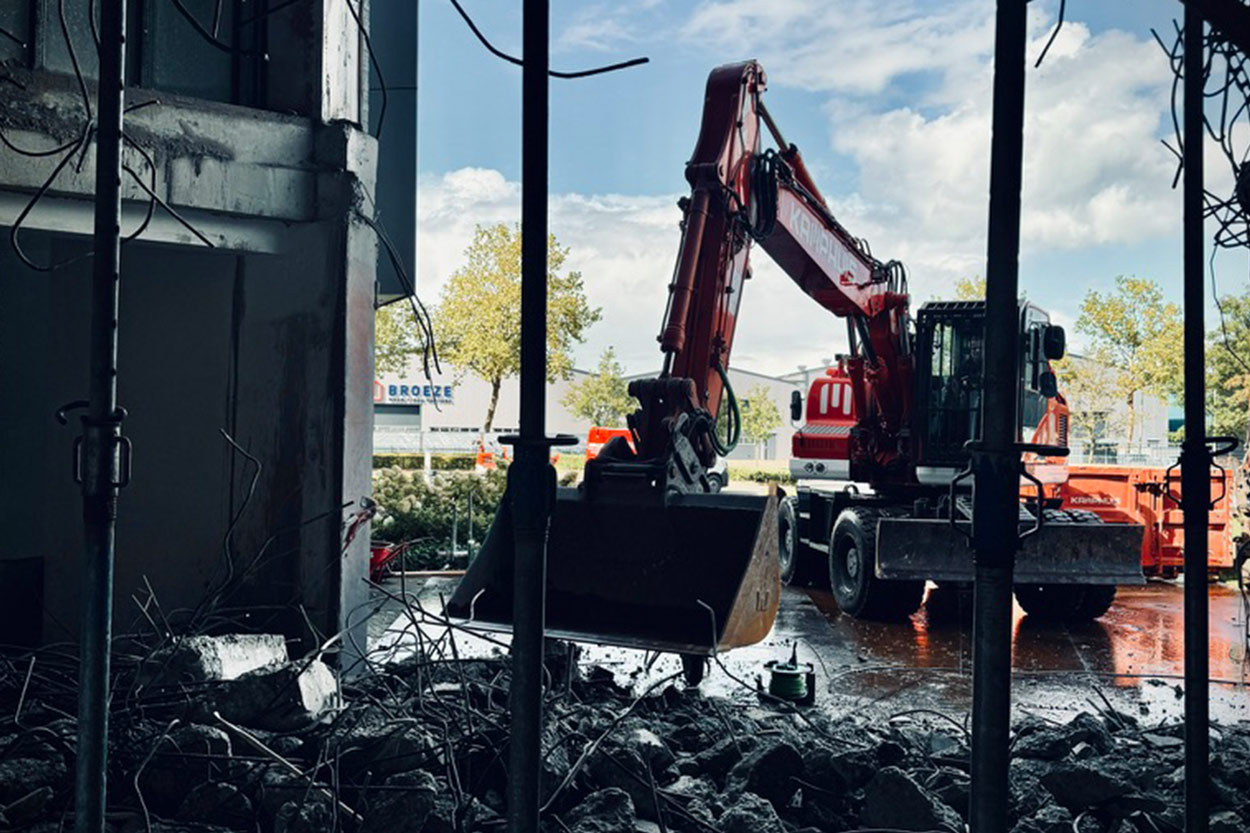 Moddit kamphuis slopen