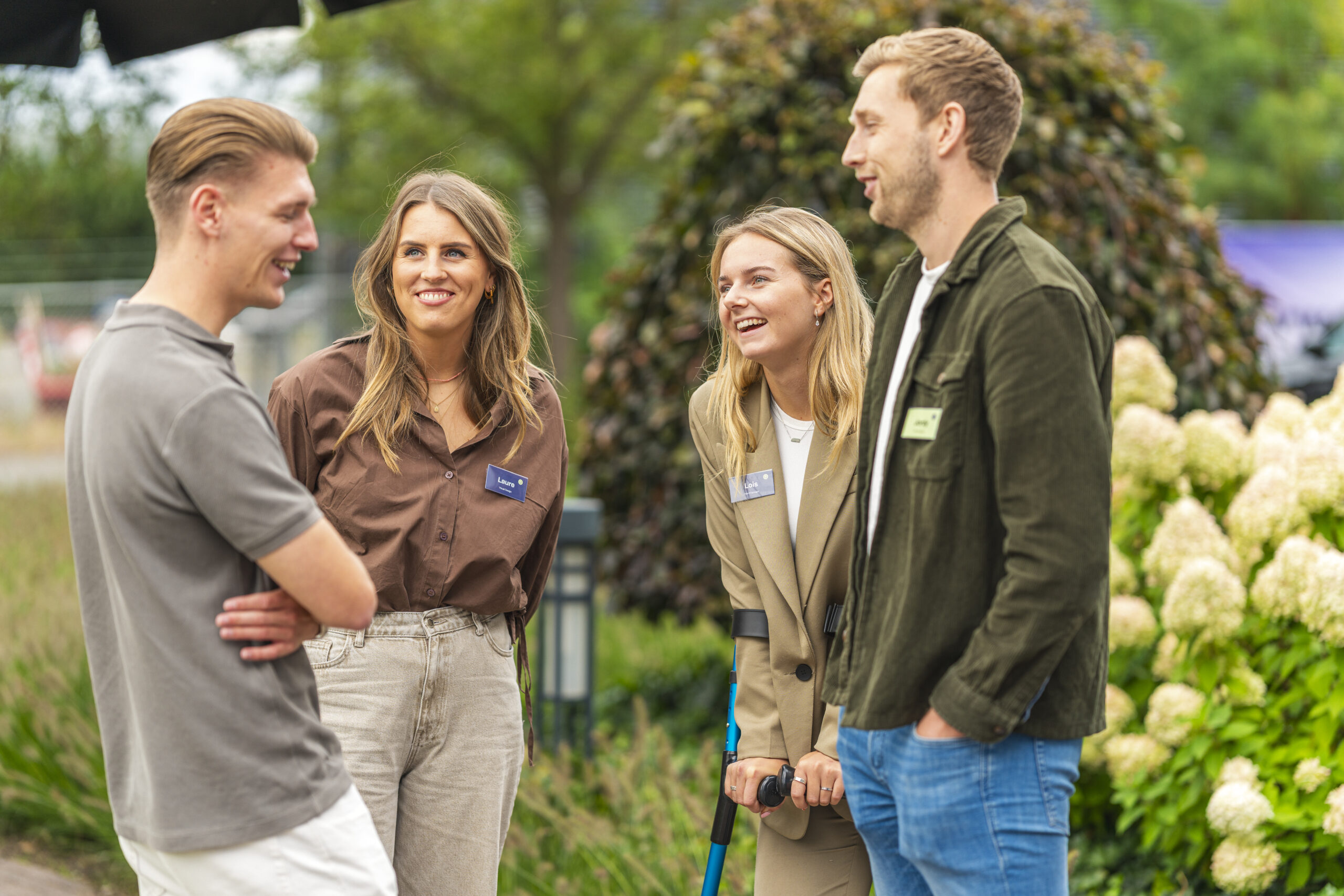Swen, Laure, Lois en Jordy tijdens de opening