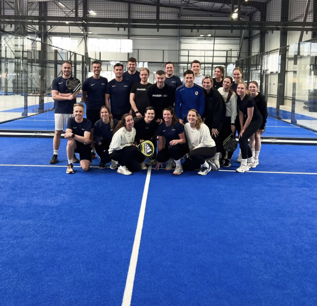 Padel met collega's